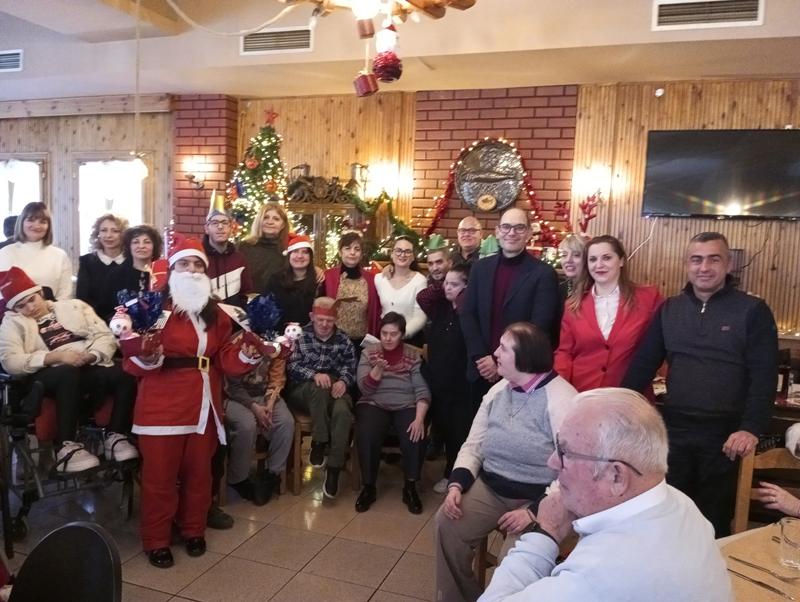 Η μαγεία των Χριστουγέννων στο ΚΔΑΠ-ΑμεΑ Νάουσας